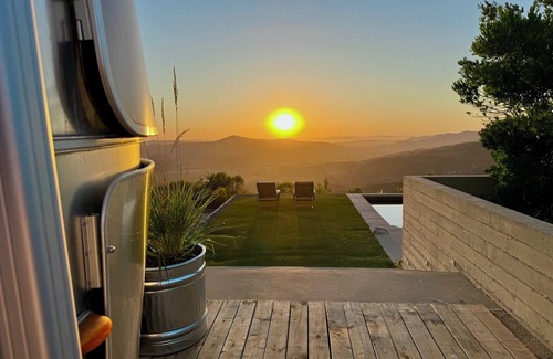 Glen Ellen House | Wine Country Airstream w/Pool