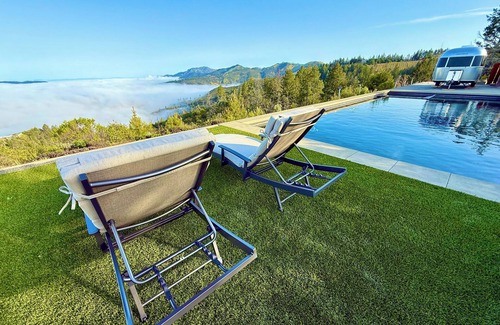 Glen Ellen House | Wine Country Airstream w/Pool