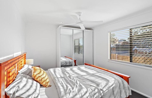 Cessnock House | Wine Country Cottage