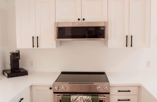 Kingsville House | Wine Country Cottage