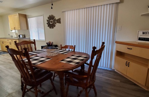 Temecula House | Wine Country Cute & Cozy home in Downtown Murrieta 30 day rental