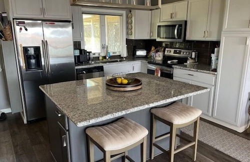 Kelseyville House | Wine Country Escape!