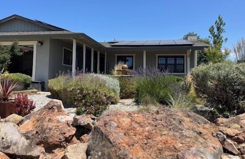 Kelseyville House | Wine Country Escape!