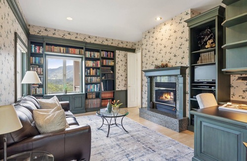 Glen Ellen Villa | Wine Country Estate for 6