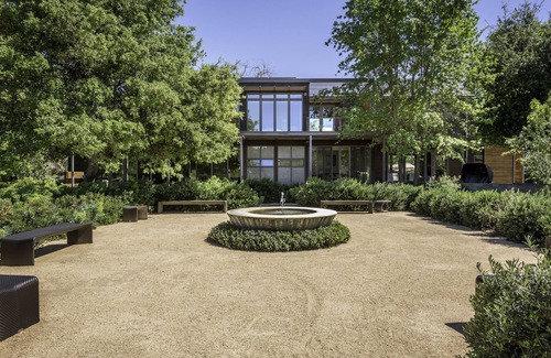 Calistoga House | Wine Country Estate Property 5 min from Downtown Calistoga
