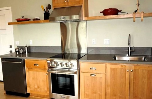 Volcano House | Wine Country Estate for Groups & Events