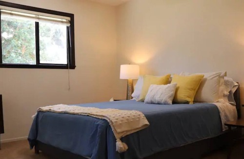 Atascadero House | Wine Country Getaway Retreat