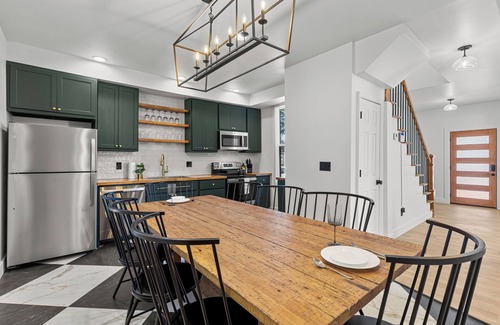 Washington House | Wine Country Getaway | JZ Vacation Rentals
