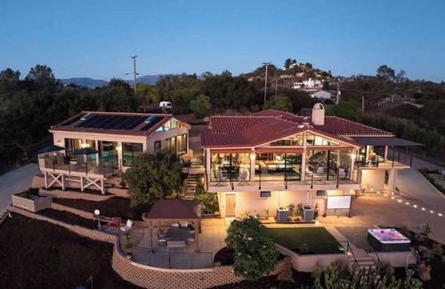 Valley Center House | Wine Country Paradise