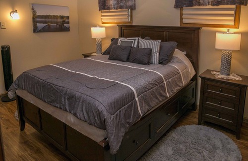 Dundee Cottage | Wine Down on Waneta-In the Finger Lakes Region