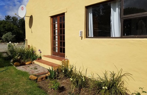 Napier House | Wine Farm In Napier Village - Peaceful Sleep and Fresh Air