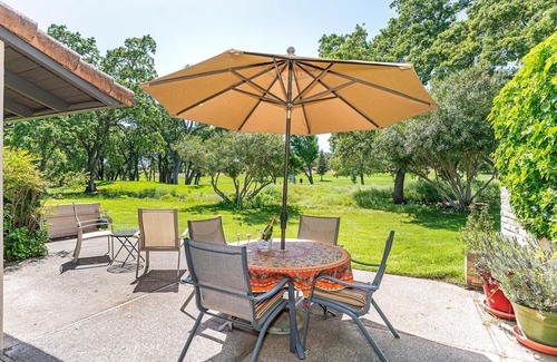 Napa Condo | "Wine Lover's Retreat; A Hidden Gem in Napa Valley"