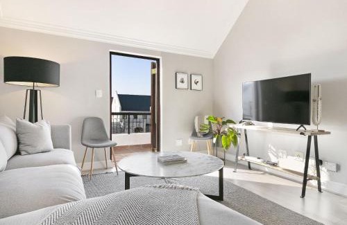 Stellenbosch Cabin | Winelands Golf Lodges 20