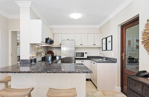 Stellenbosch Villa | Winelands Golf Lodges 2