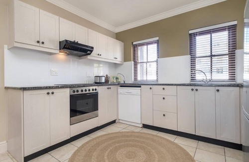 Stellenbosch Villa | Winelands Golf Lodges 13