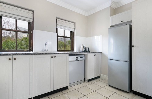 Stellenbosch Villa | Winelands Golf Lodges 26