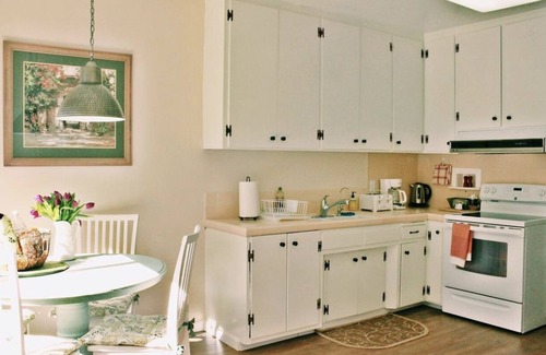San Luis Obispo Cottage | Winery Guest Cottage in San Luis Obispo/Edna Valley Wine Country