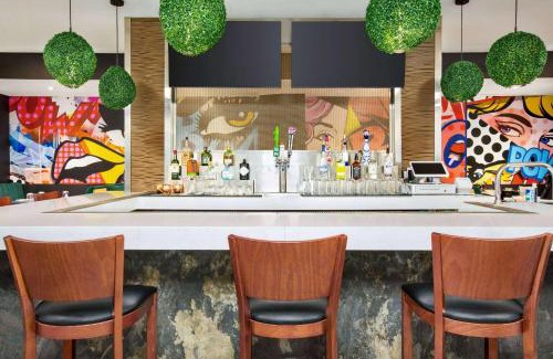 Mott Haven Hotel | Wingate by Wyndham Bronx Haven Park