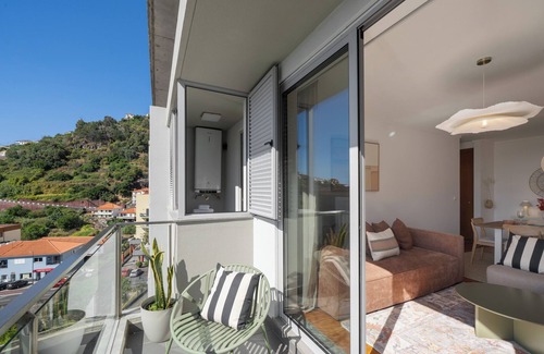 Santa Cruz Apartment | Wings Apartment II – With Balcony in Santa Cruz