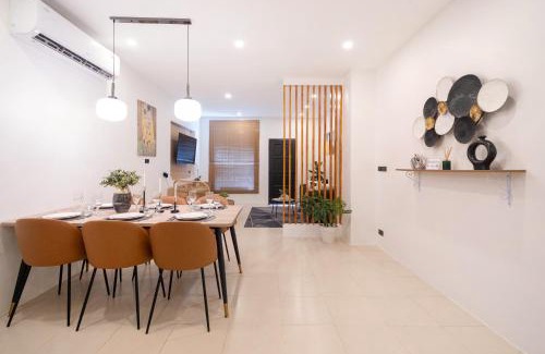 Patong House | Wink Centre House 10 Patong Beach