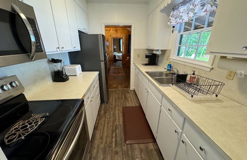 Moultonborough Cabin | Winnipesaukee luxury waterfront 3-BDR home w/dock, views, AC, laundry, beach