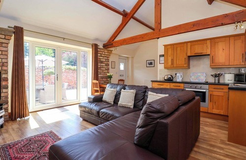 Driffield Cottage | WINSALL COURT II, with a garden in Bridlington