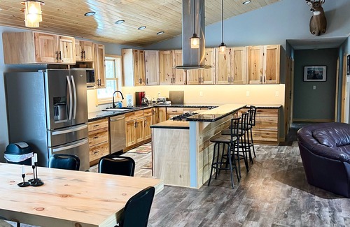 Babbitt House | Winter Escape: Ride-In/Ride-Out to Prospector Trails, 10 Acres Near Giants Ridge
