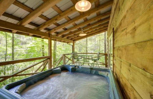 Vein Mountain House | Winter Hiking and Hot Tub Soaks! Marion Mtn Cabin