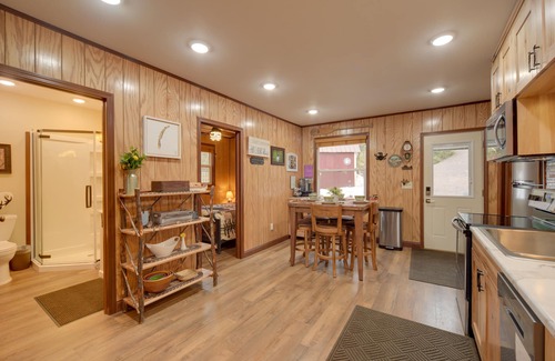 Solon Springs Cabin | Winter Lake Escape w/Access to Ice Fishing!