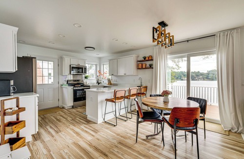 Thompson House | Winter on the Water: Warm & Cozy Thompson Retreat!