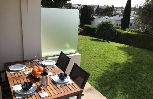 Alpouvar Apartment | Winter special: Four weeks for the price of Three
