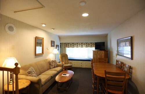 Waterville Valley Condo | Winter Vacation Condo at Inns of Waterville Valley, NH! (308)