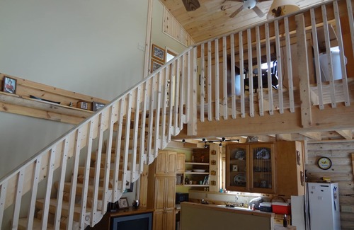 Honor Cabin | Winter wonderland is coming!Log home min. from Slpng. Bear Dunes & Crystal Mt.