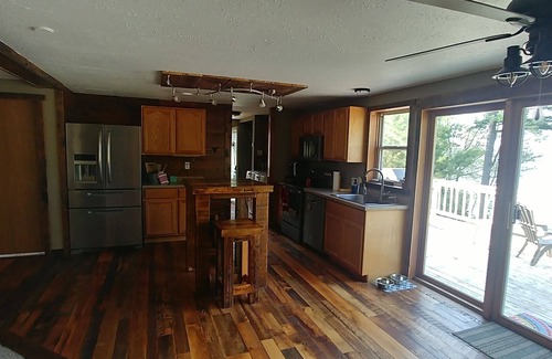 Rhinelander House | Wintergreen on Boom Lake