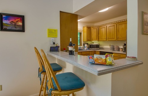 Chestnut Springs Cottage | Wintergreen Resort Home With Deck + Fire Pit!