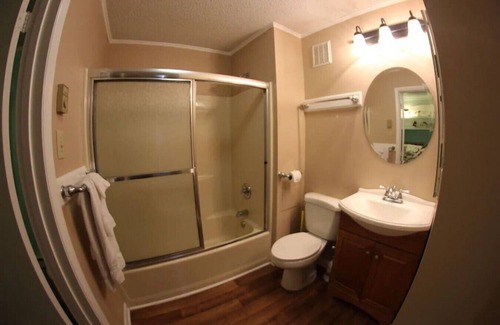 Ghent Condo | Winterplace Ski in Ski Out D101 First Floor