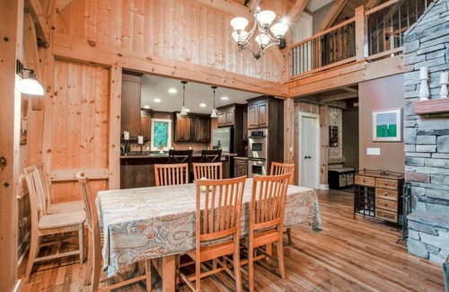 Fairview Cabin | Winters Haven | Luxurious Asheville Mountain Timber Frame Cabin W/Hot Tub, Fire Pit & Pet Friendly!