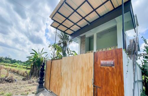 Blahbatuh Hotel | Winy House