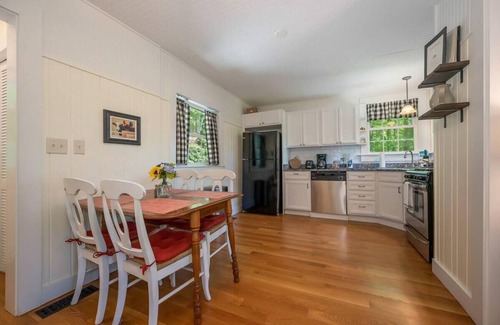 Lake Lure House | Wish Upon the Mtn: Lake Lure + Hot Tub + Views!