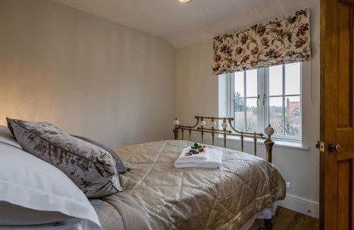 Beccles House | Wisteria House