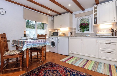 Fishguard Cottage | Wisteria Lodge - QC1677