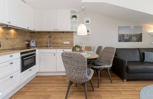 Gohren Apartment | With sea view and balcony, use of swimming pool and sauna - Sea view apartment 28