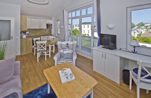 Gohren Apartment | With sea view and balcony, use of swimming pool and sauna - Sea view apartment 48