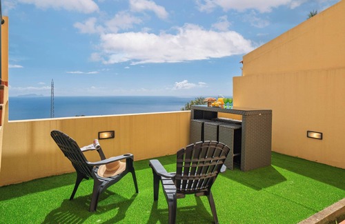Santa Cruz House | With sea view - Strategic Sunset House
