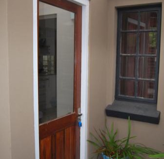 George Apartment | Witpeer Cottage