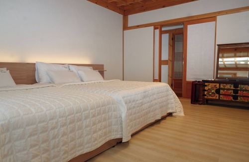 Gyeongju House | Wiyeonjae Hanok Stay