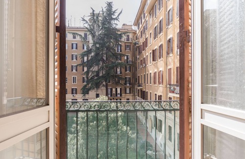 Vatican Apartment | WMR Apartment Near Vatican