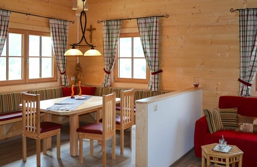 Fusch an der Grossglocknerstrasse House | Wonderful private villa for 8 guests with WIFI, TV, terrace, pets allowed and parking