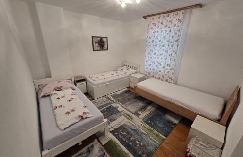 Sankt Peter-Freienstein Apartment | Wohnung 5min von Leoben entfernt