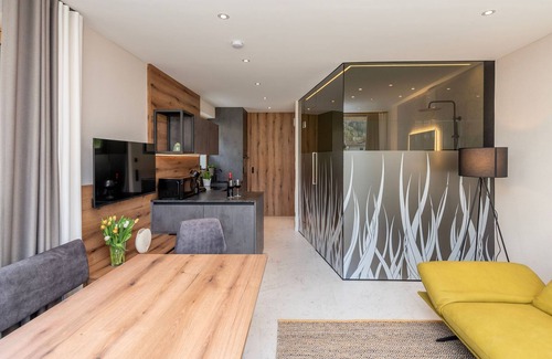 Prutz Apartment | Wohnung Flora mit Südseitigem Balkon - Aenna Apart